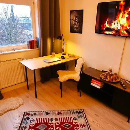 Elite-apartment Am Hauptbahnhof Mit Kueche,privat-parkplatz,waschmaschine Und 5g Wlan Fuer 6 Personen *